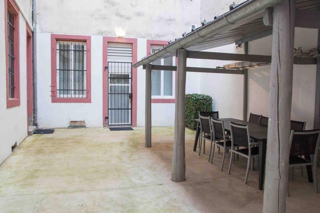 La Cour Du Faubourg 2 Apartment Strasbourg Bagian luar foto